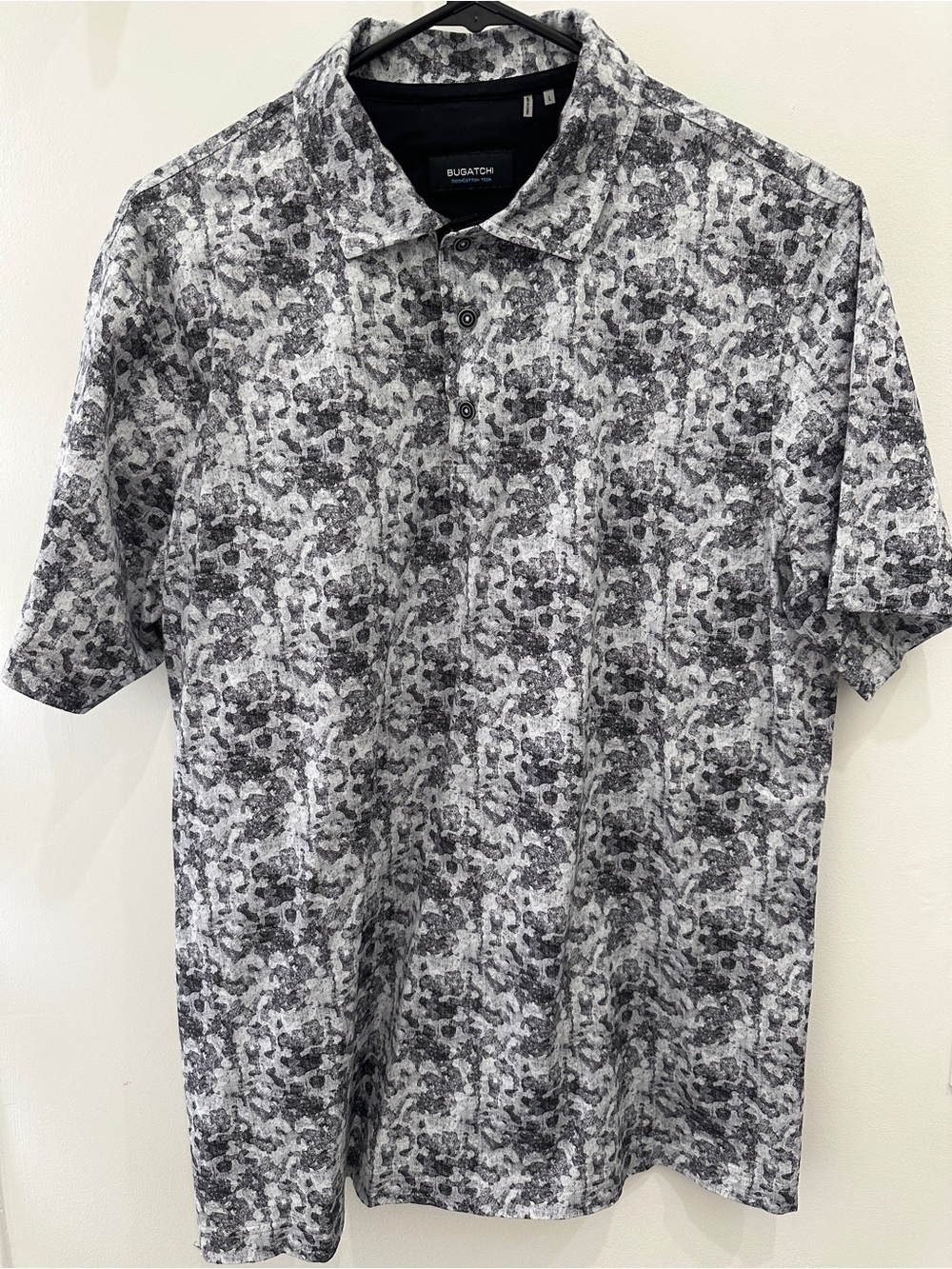 Bugatchi Men's Gray Print Polo Shirt. Size Large
